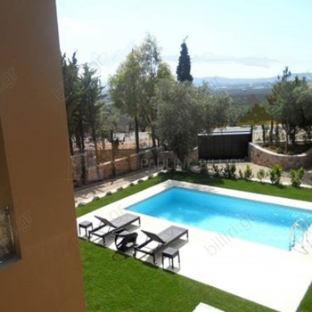 Πισίνα - θέα . Swimming pool - view